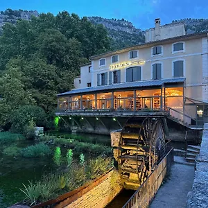 Le Chateau Olive Et Raisin Apartment