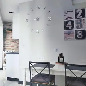 Bohemian & Panoramic -parking Apartment